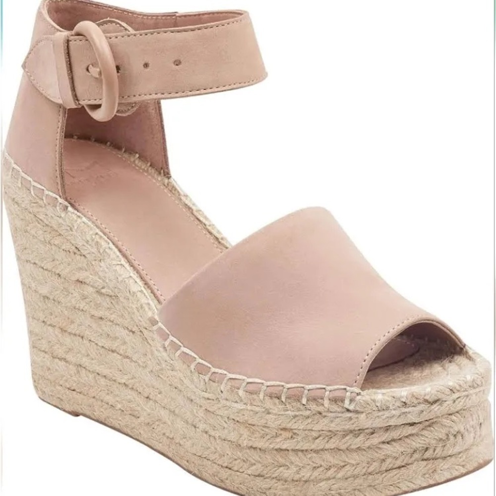 Marc Fisher Alita wedge